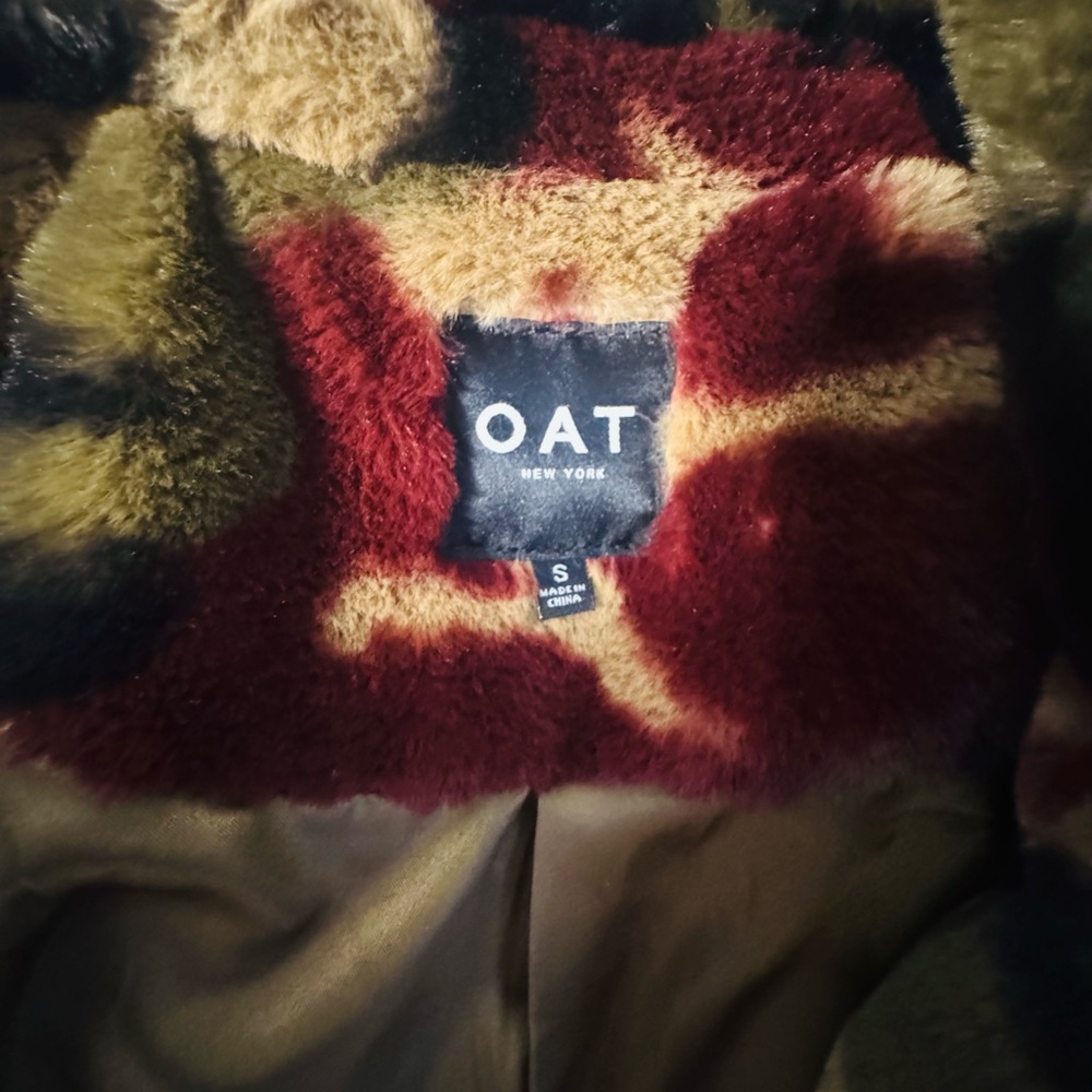 🩵 LIKE NEW OAT New York beautifully perfect plush fur (immetation) coat